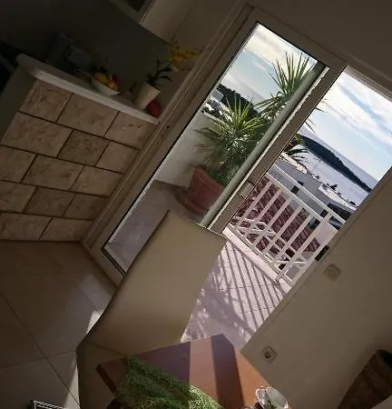 Διαμέρισμα Mare 2 *