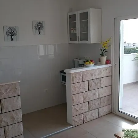 Apartament Mare 2