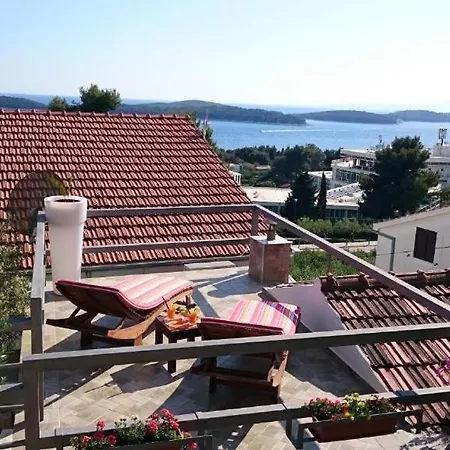 Mare 2 Daire Hvar Town